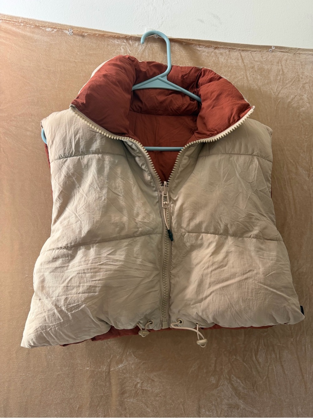 Reversible cropped Puffer Vest - Cream & Rust